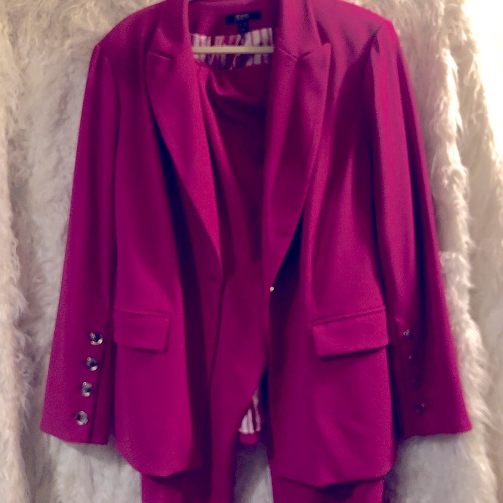 Dennis By Dennis Basso trend-setting hot pink tailored suit. Jacket and pants.